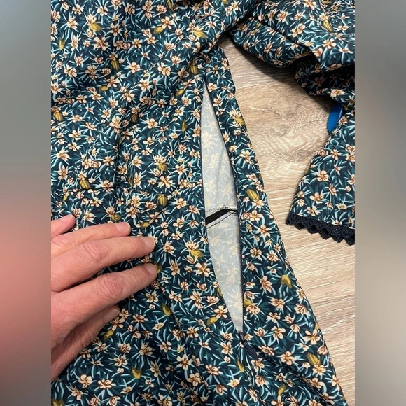 AA & ZZ Floral Ruffle‎ Collar Long Sleeve Boho Dress Size Medium - Picture 6 of 7